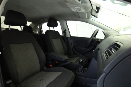 Volkswagen Vento 2.0 Confortline Mt
