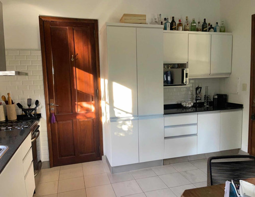 Casa Saint Matthews Pilar Estilo Campo En Una Planta