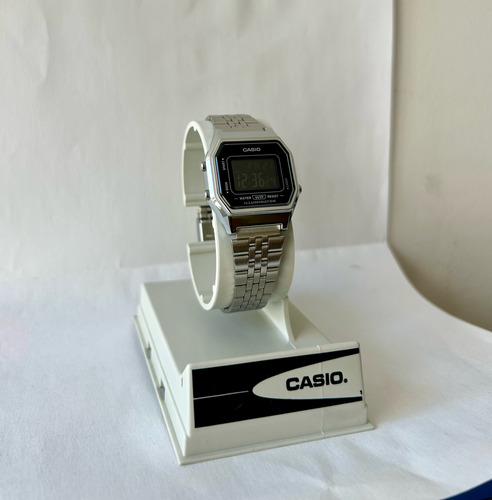 Reloj Casio Vintage Dama La680wa-1bdf Digital (liq. Stock) Phantom Silver Plateado Negro