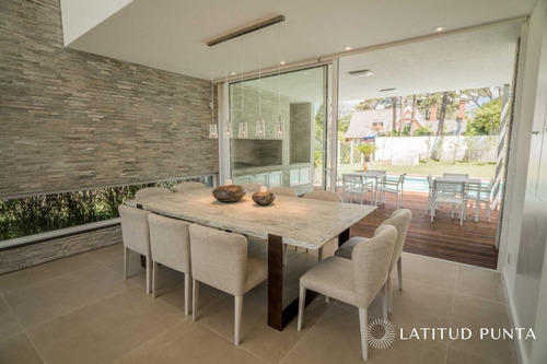 Imagen 4 de 17 de Residencia En Barrio Privado