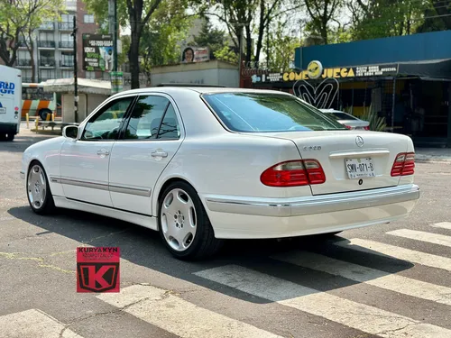 Mercedes-Benz Clase E 3.2 320 Elegance Mt