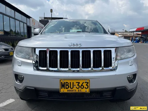 Jeep Grand Cherokee Laredo 3.6cc AT AA 4X4