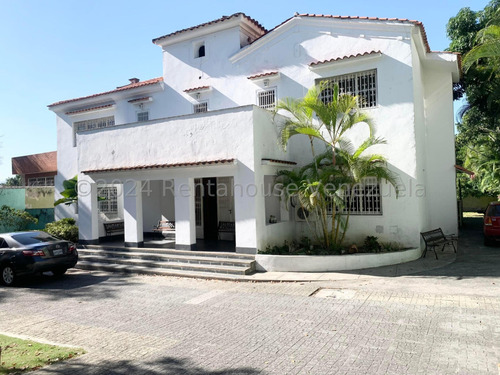 Ss: Vende Casa 24-19347 En Alta Florida De 345 M2