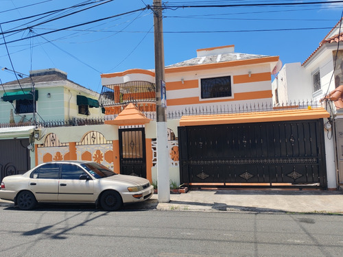 Rento Casa Res Acuario, Santo Domingo Este 