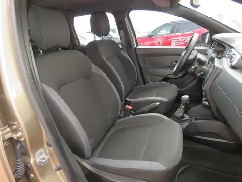 Renault Duster 1.3 Intense Cvt