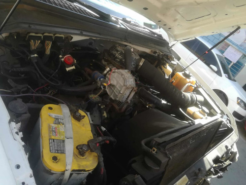 Imagen 14 de 14 de Camioneta Ford F-350 Mod.2010 Austera Gas Lp.