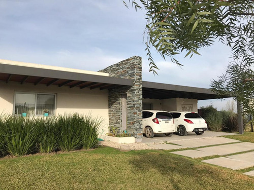 Imagen 3 de 28 de Casa En Venta En El Canton Barrio Norte A Laguna