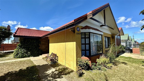 Casa En Venta De 3 Dorm. En Punta Arenas