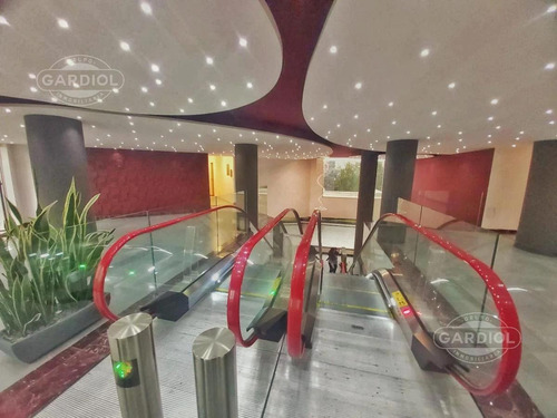 Imagen 3 de 20 de Alquiler Apartamento 2 Dormitorios Con Garaje Posibilidad Mobiliario- Tres Cruces