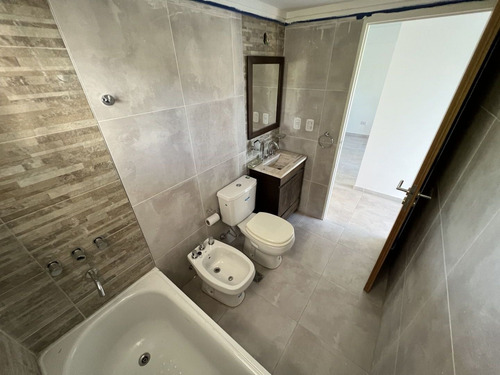Imagen 8 de 12 de Depto En Venta 3 Ambientes Saenz Peña