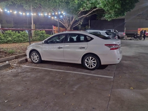 Nissan Sentra 1.8 Advance Pure Drive