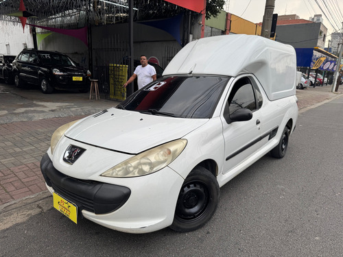 Peugeot Hoggar 1.4 X-line Flex 2p