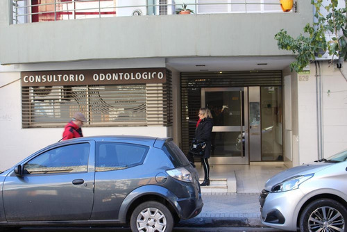 Imagen 4 de 12 de Italia 529 03 02