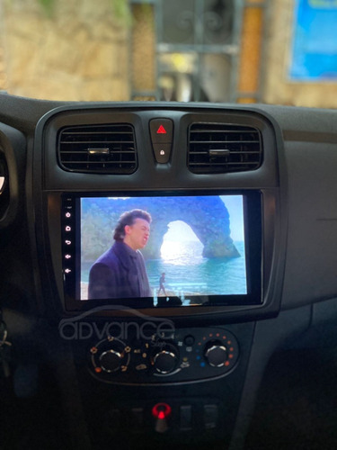 Central Multimidia 9' Renault Sandero Logan Android Carplay 