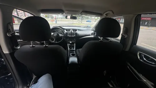 Nissan Sentra 1.8 Advance Mt