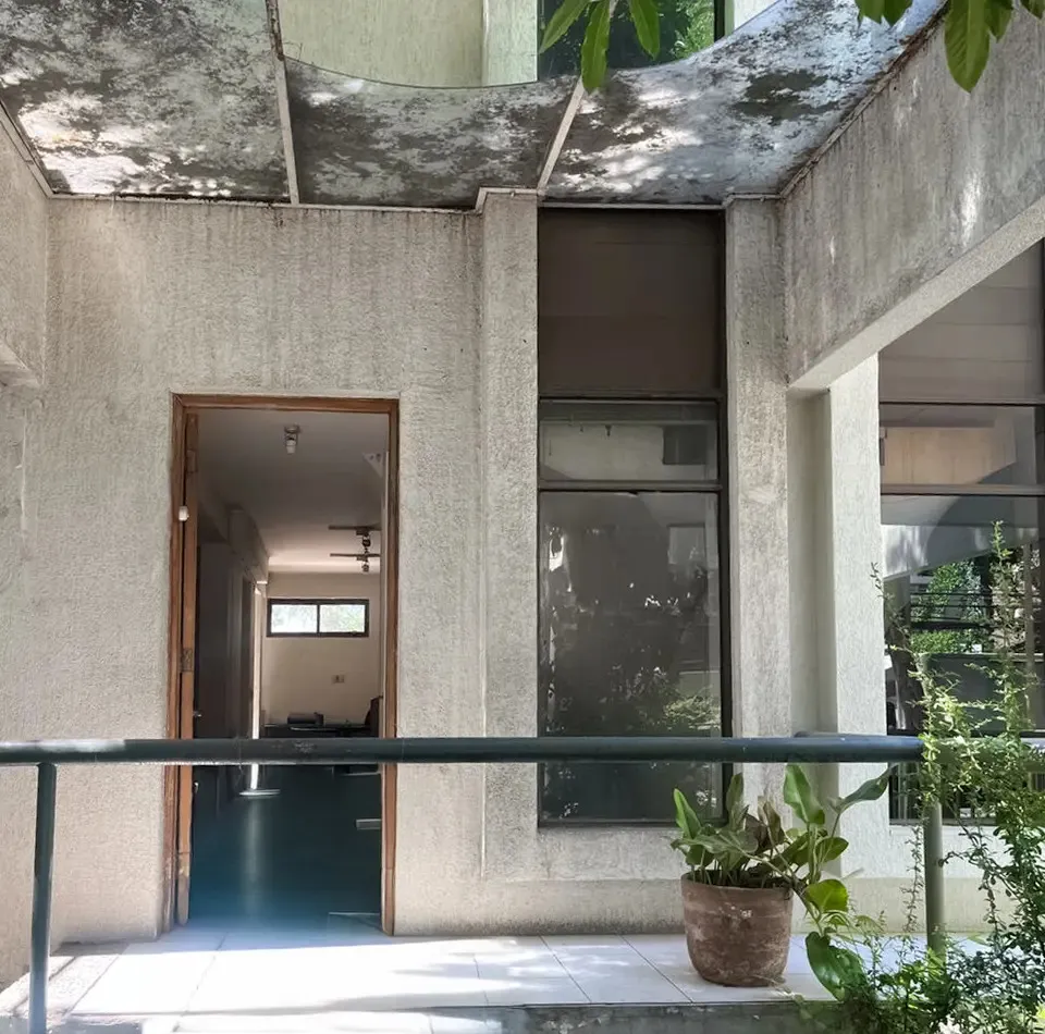 Imagen 1 de 18 de Venta Casa 3 Pisos Remodelar - Las Condes
