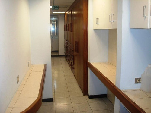 Carla Gonzalez Local Comercial En Venta En Santa Paula Mls #24-10112 Gt