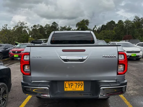 Toyota Hilux 2.4 Diésel 4X4