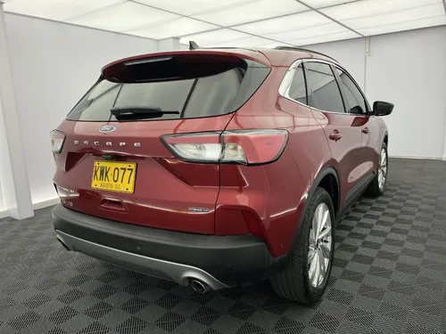 Ford Escape Titanium Hev