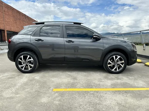 Citroën C4 Cactus 1.6 Shine Turbo Aut