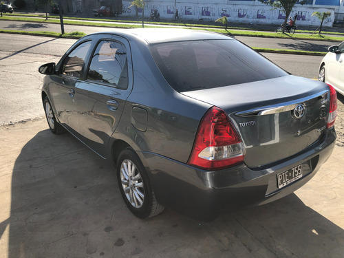 Toyota Etios 1.5 Sedan Xls