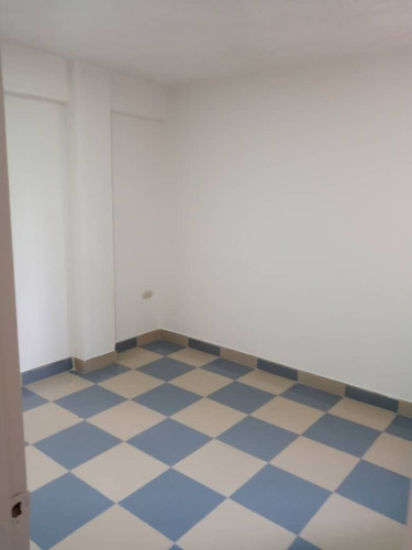 Imagen 6 de 9 de Venta De Apartamento Residencia Rio Dulce San Jacinto Maracay