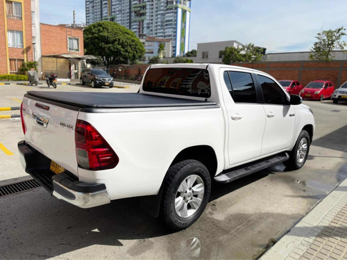 Toyota Hilux 2020 2.4l