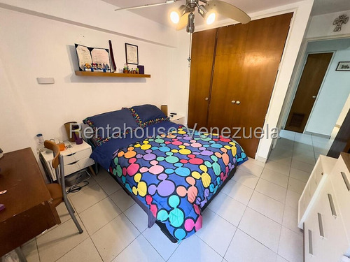 Apartamento Piso Bajo 130 M² 3h, 3b, 2p, Residencias Parque Arboleda En Venta En Los Samanes Calle 13 Caracas