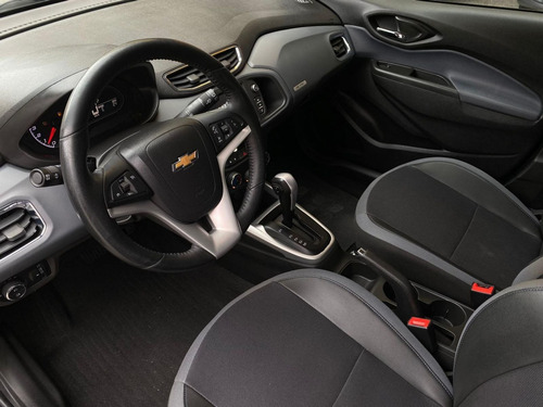 Imagem 10 de 15 de Chevrolet Onix 1.4 Mpfi Activ 8v Flex 4p Automático 2018...