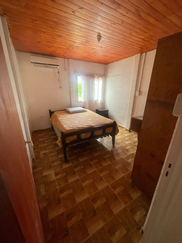 Casa En Venta 4 Ambientes En Colonia Carolina