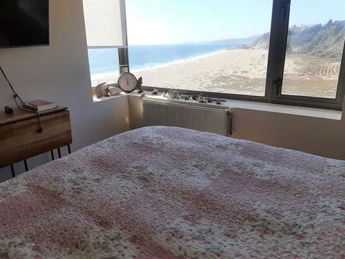 Departamento En Venta De 3 Dorm. En Algarrobo