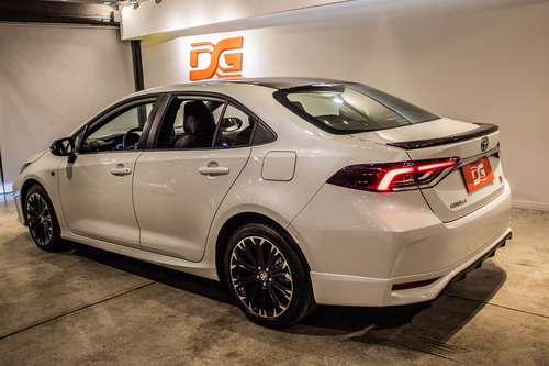 Imagen 14 de 25 de Toyota Corolla Gr-s 2.0n Cvt 31.000km 2021 Blanco