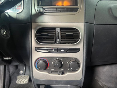 Fiat Idea 1.6 MPI ESSENCE 16V FLEX 4P AUTOMATIZADO