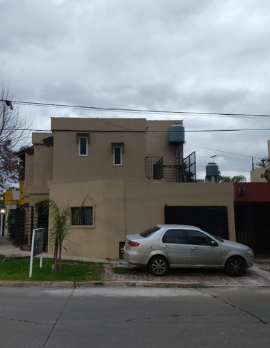 Ph En Venta Permuta Ideal 2 Viviendas Refaccionado A Nuevo En Zona Ituzaingo Norte.