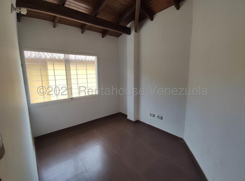Imagen 10 de 17 de Casa En Venta En El Limon Maracay Aragua 22-14660 Irrr