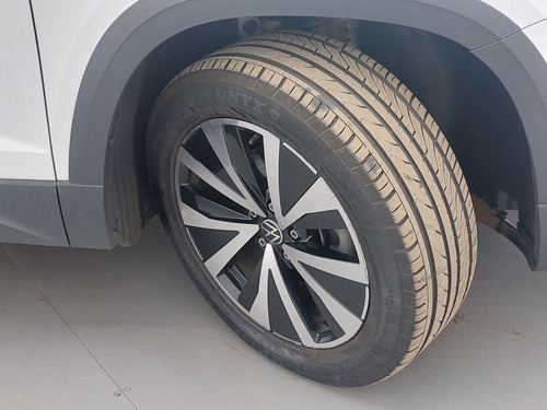Volkswagen Taos 1.4 250 TSI TOTAL FLEX HIGHLINE AUTOMÁTICO
