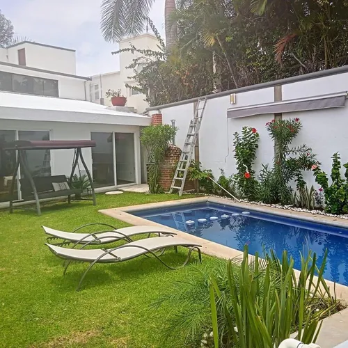 Casa En Venta O Renta Dentro De Fraccionamiento Con Alberca!