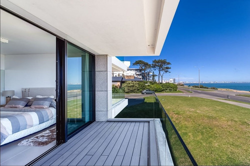 Imagen 3 de 19 de Sea Breezes En Playa Mansa, Punta Del Este (ref: Lij-5520)
