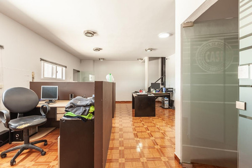 Imagen 4 de 23 de Venta Edificio Con Oficinas Gran Depósito Ascensor Monta Cargas Entrada Camiones, Recepción Oficina