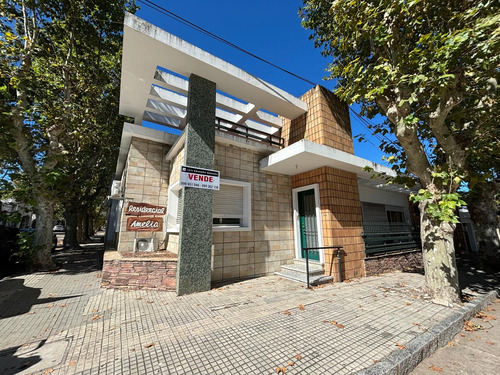 Venta Casa 4 Dormitorios Durazno Con 2 Cocheras