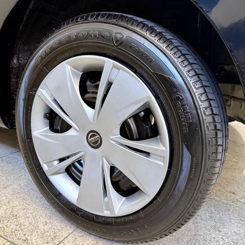 Nissan March 1.0 S 5p