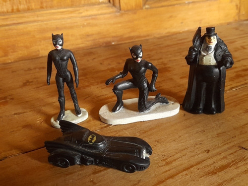 Lote 4 Figuras Coleccionables Sonrics Batman 1992 Batimovil