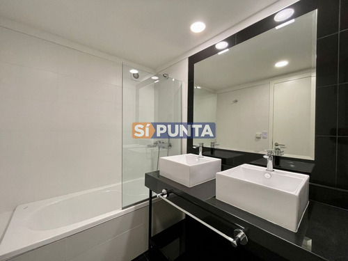 Imagen 8 de 11 de Apartamento De Dos Dormitorios En Alquiler Anual, Punta Del Este