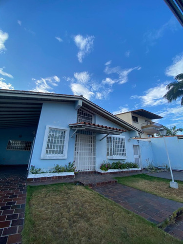 Casa En Venta En Urbanizacion Santa Elena Barquisimeto