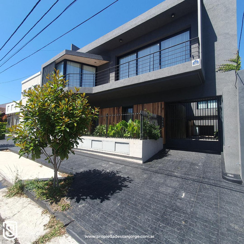 Venta Ph 4 Ambientes Zona Los Troncos / Guemes