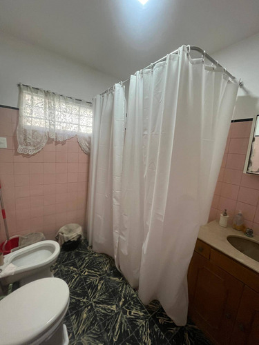 Venta Casa 2 Dormitorios Estación La Floresta Con Cochera