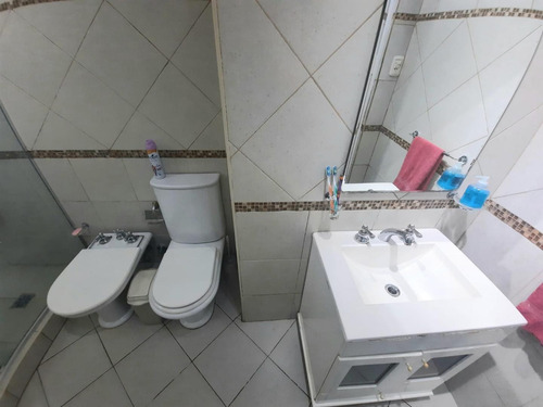 Imagen 9 de 19 de Casa De Lote Propio Con Pileta