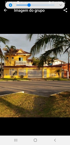 Imagem 1 de 4 de Kitnet De Frente Pra Praia Peruíbe