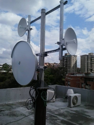 Imagen 2 de 2 de Internet Residencial Y Empresarial En Caracas - Ccom
