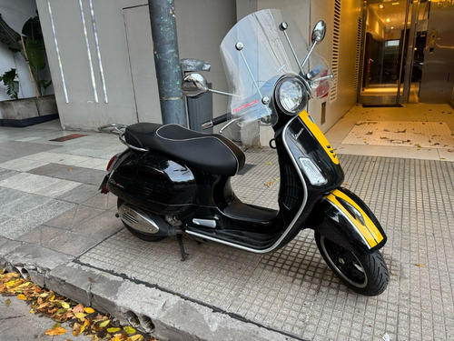 Vespa Gts Super 300